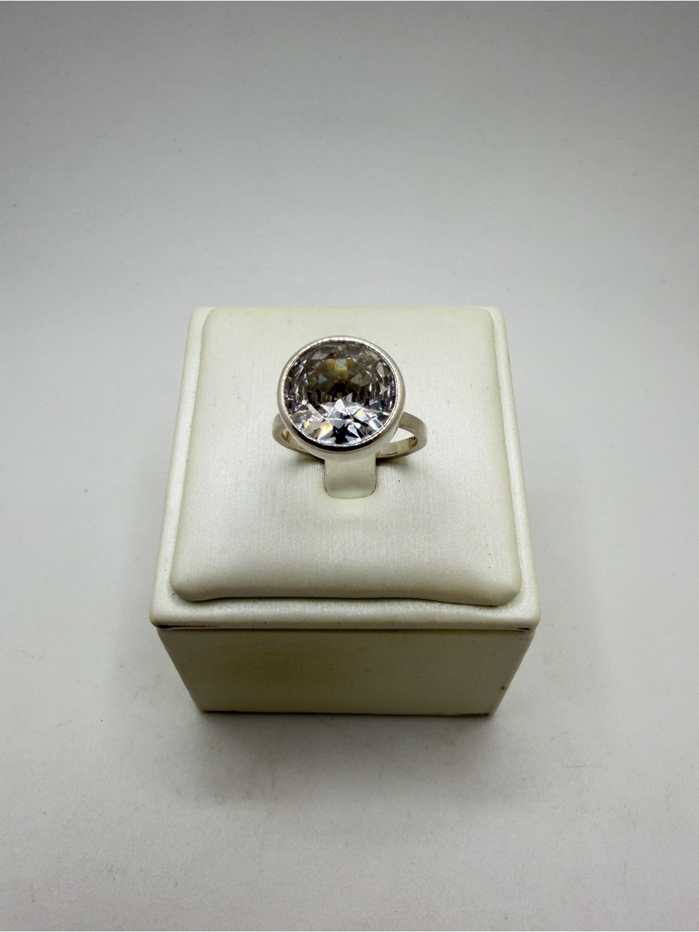 Retired SILPADA 12mm round cut CZ "diamond" solitaire ring in sterling silver!